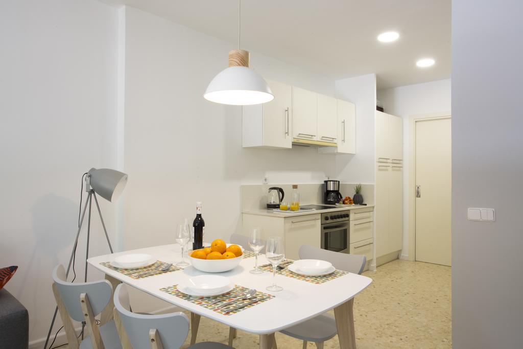 Singularstays Plaza Del Carmen Valence Extérieur photo