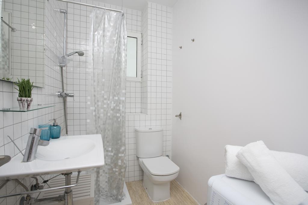 Singularstays Plaza Del Carmen Valence Extérieur photo