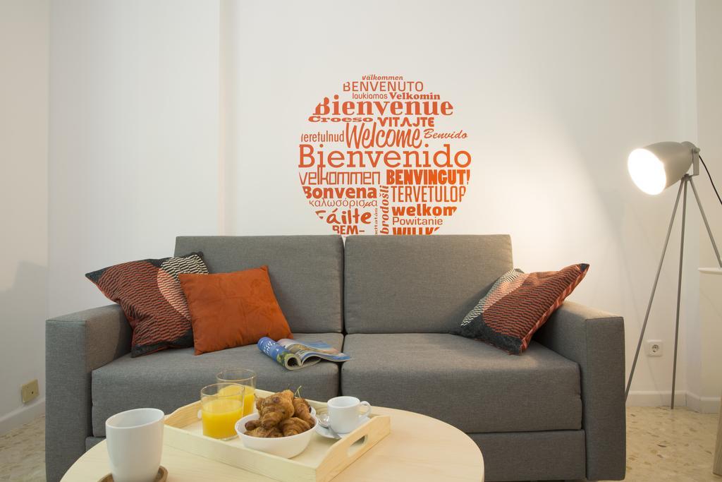 Singularstays Plaza Del Carmen Valence Extérieur photo