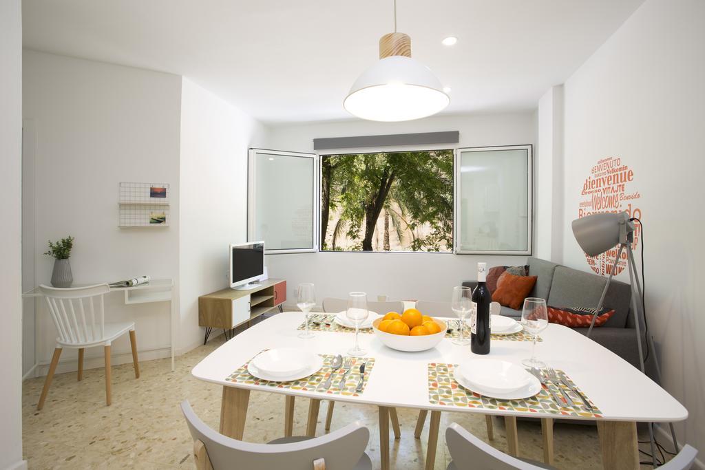 Singularstays Plaza Del Carmen Valence Extérieur photo